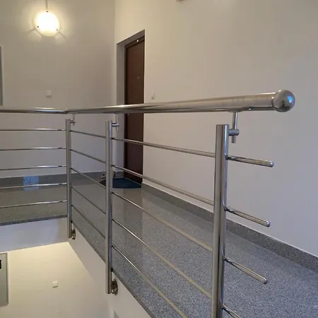 Lucia Apartment *